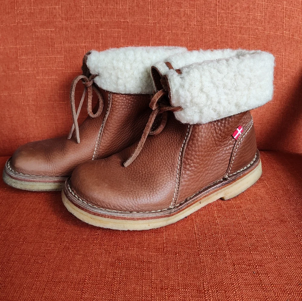Women’s Brown Shearling-Lined Winter Ankle Boots